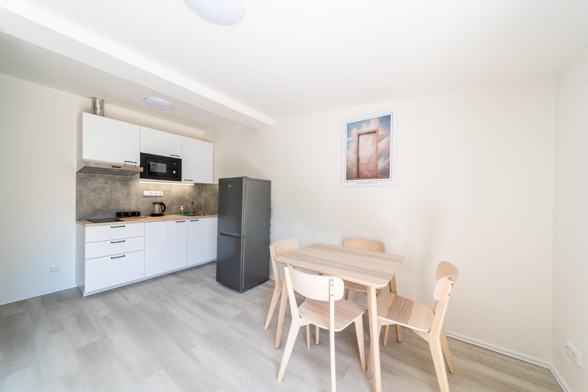 Apartments Borivojova 63 ปราก ภายนอก รูปภาพ
