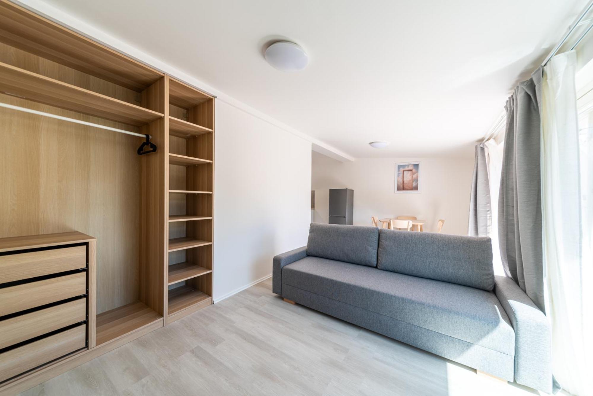 Apartments Borivojova 63 ปราก ภายนอก รูปภาพ