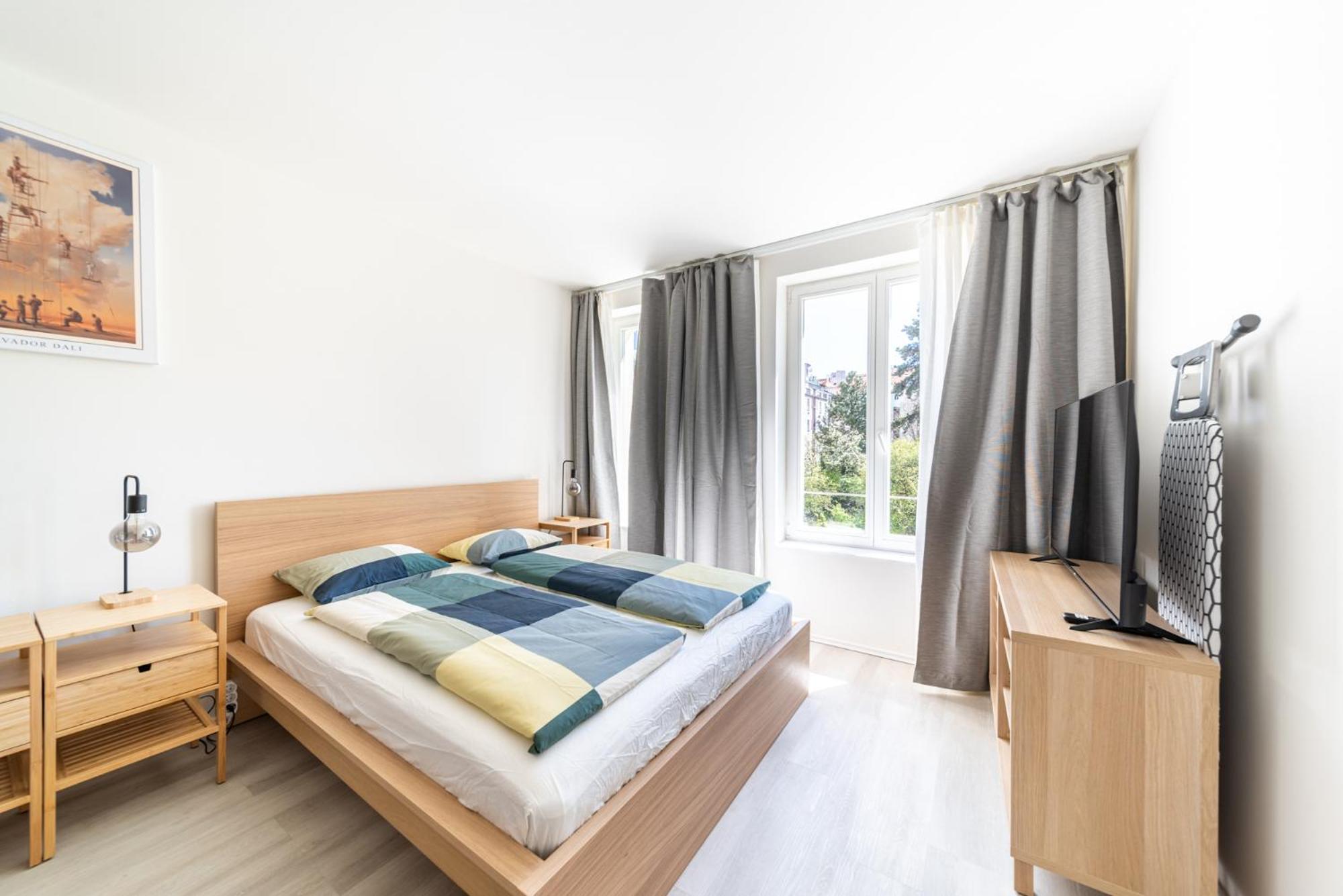 Apartments Borivojova 63 ปราก ภายนอก รูปภาพ