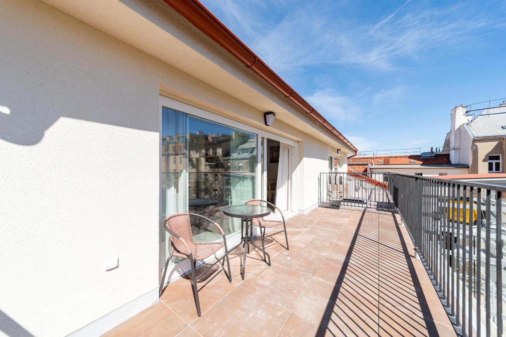 Apartments Borivojova 63 ปราก ภายนอก รูปภาพ