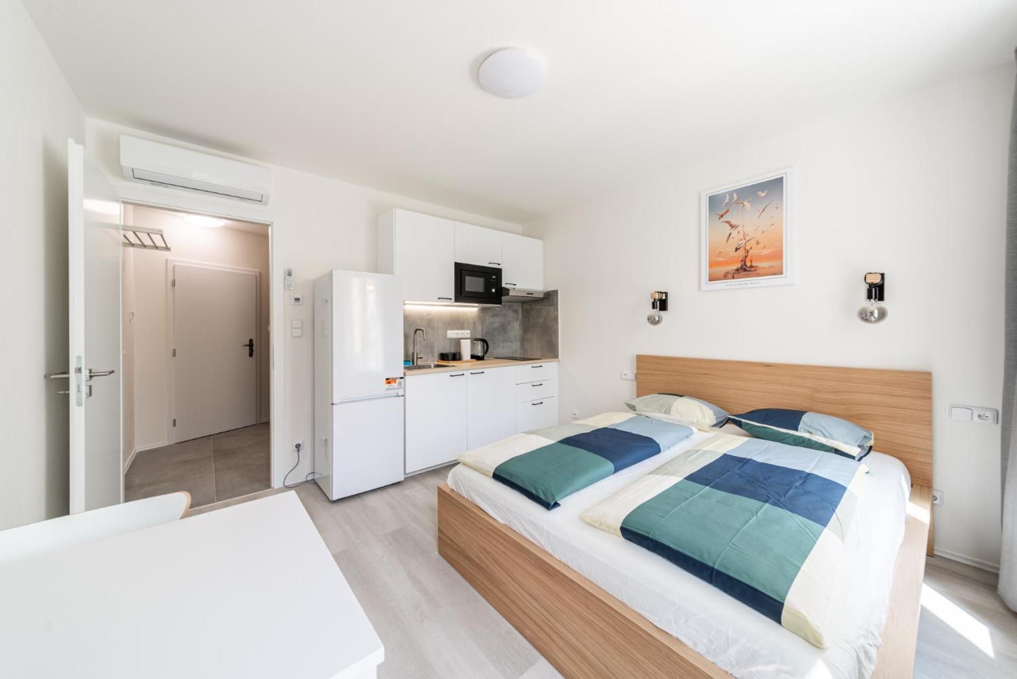 Apartments Borivojova 63 ปราก ภายนอก รูปภาพ